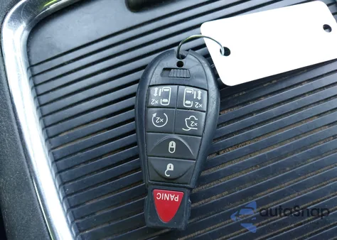 2019 Dodge Grand Caravan Gt из США, поврежденный, VIN 2C4RDGEG6KR642810